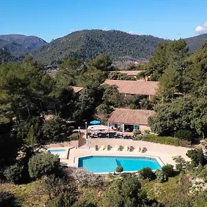 3* Vakantiepark Les Arbousiers Village Provencal